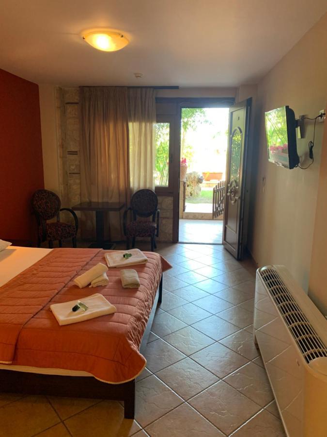 Giannis & Foteini Hotel อาฟิโตส ภายนอก รูปภาพ