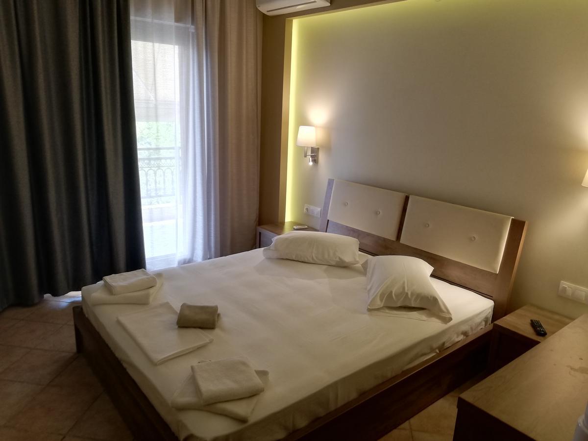 Giannis & Foteini Hotel อาฟิโตส ภายนอก รูปภาพ